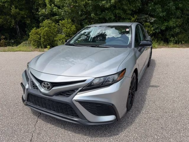 2022 Toyota Camry SE Nightshade