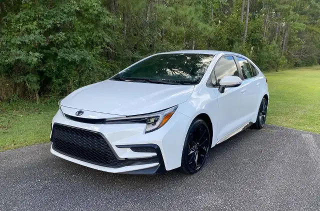 2023 Toyota Corolla SE